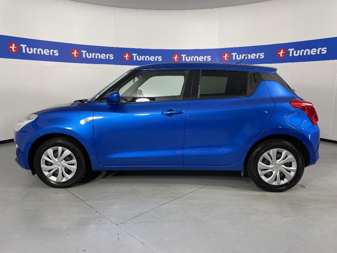 Photo '24' of Suzuki Swift