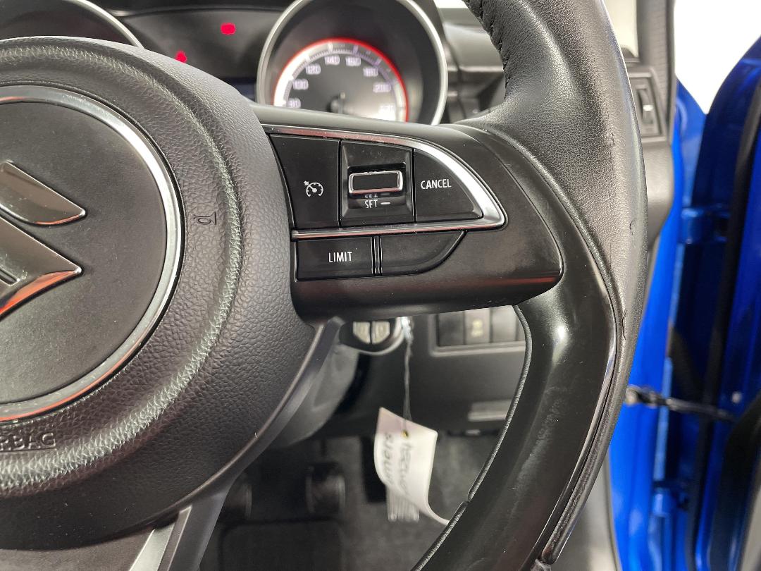 Photo '26' of Suzuki Swift