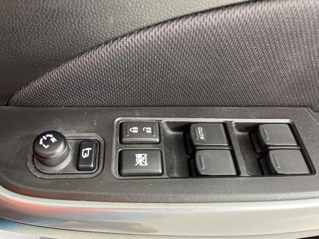 Photo '25' of Suzuki Swift