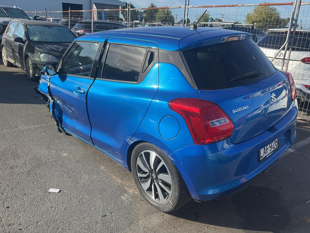 Photo '3' of Suzuki Swift RS