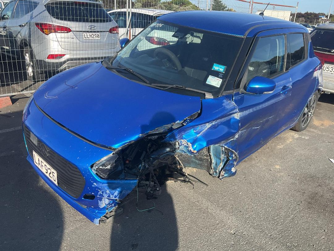 Photo '2' of Suzuki Swift RS