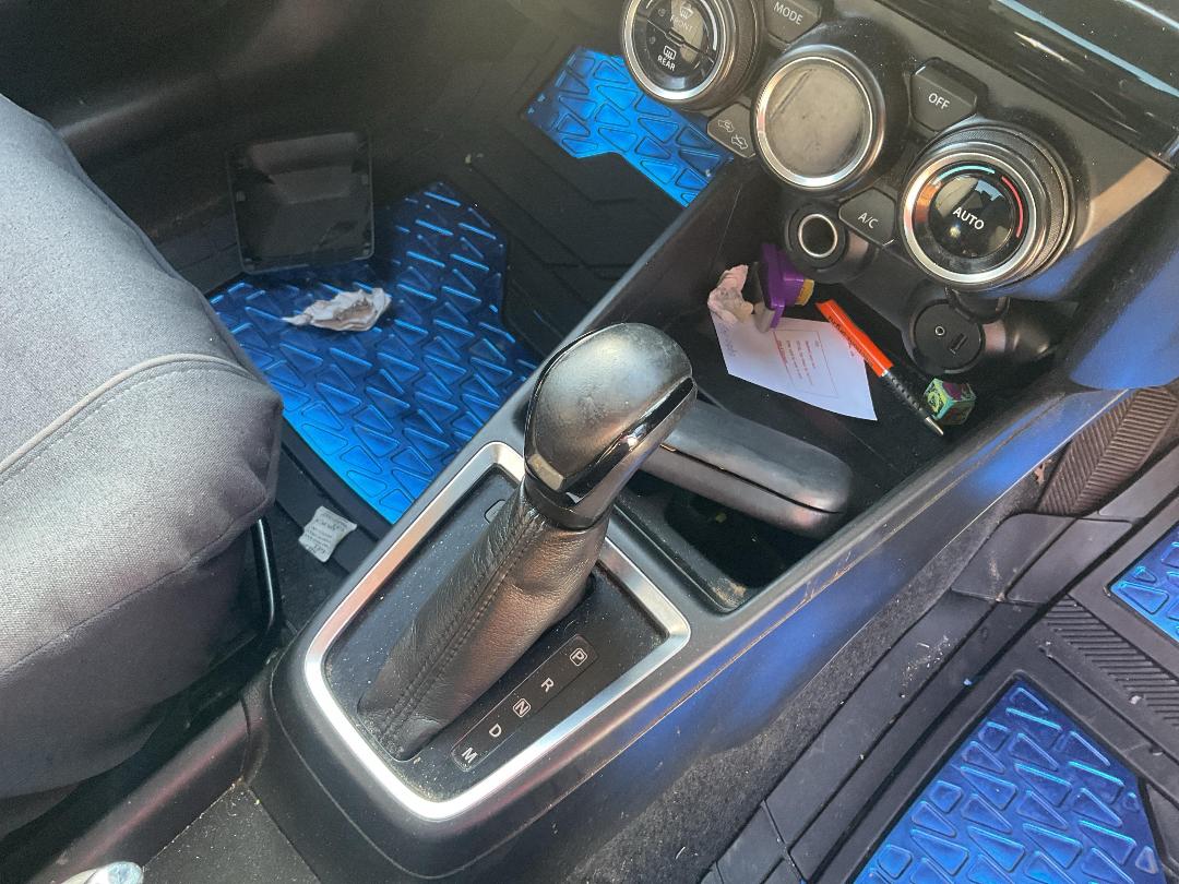 Photo '13' of Suzuki Swift RS