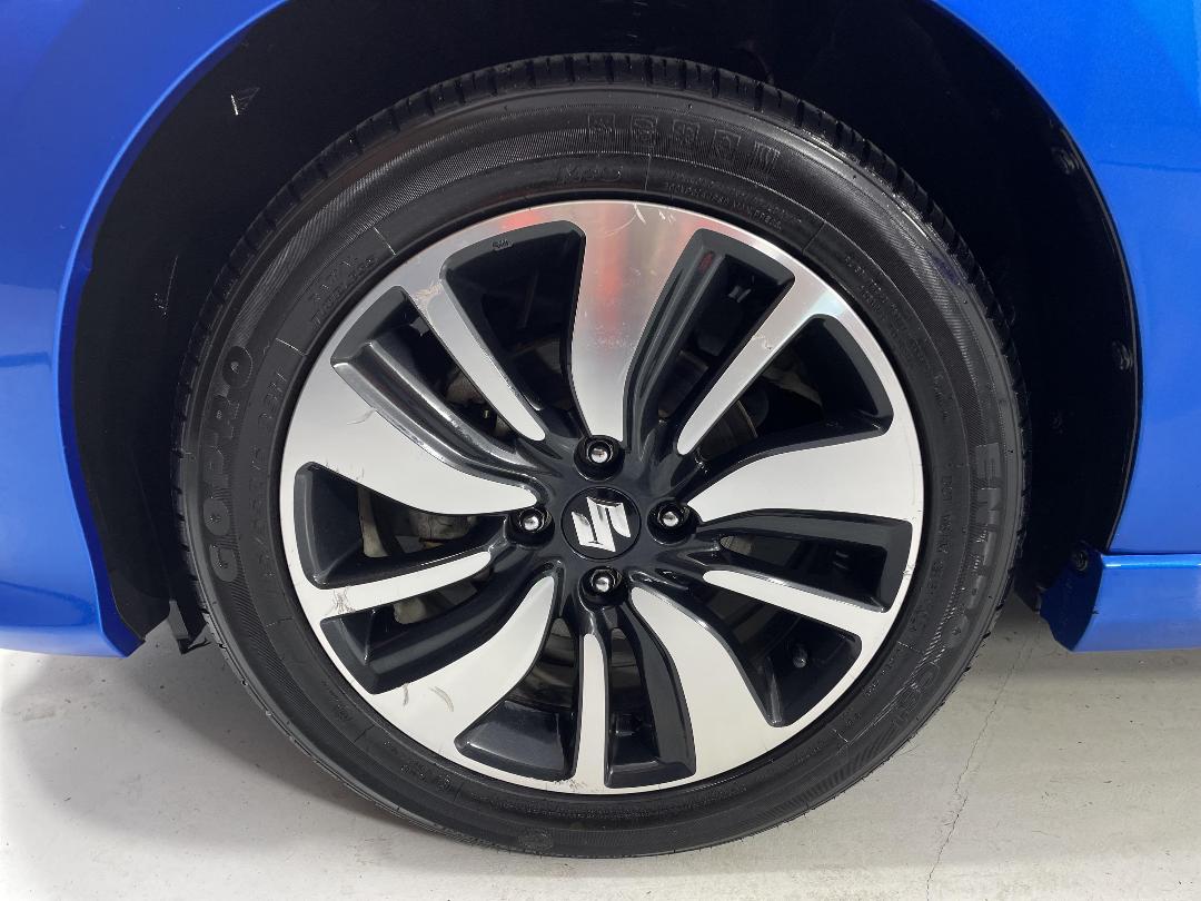 Photo '10' of Suzuki Swift Photo '10' of Suzuki Swift