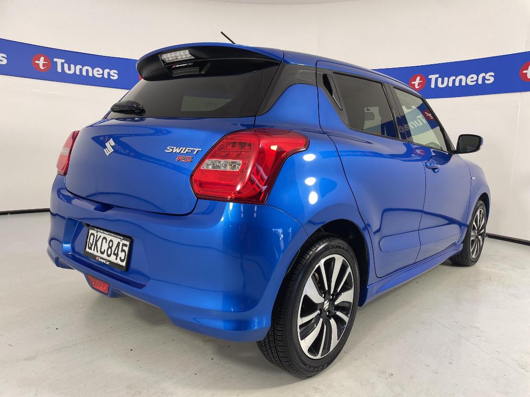 Photo '7' of Suzuki Swift Photo '7' of Suzuki Swift