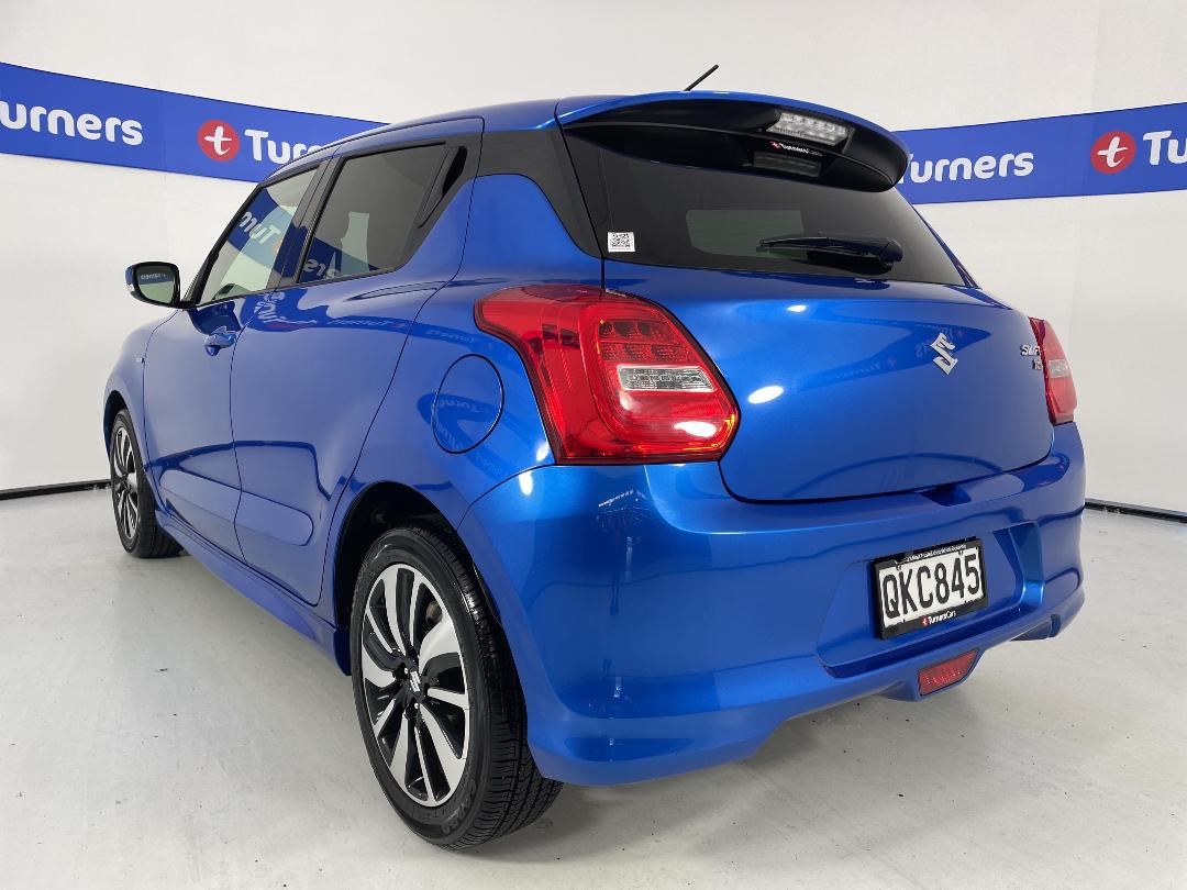 Photo '5' of Suzuki Swift Photo '5' of Suzuki Swift