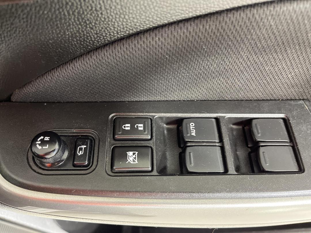 Photo '24' of Suzuki Swift Photo '24' of Suzuki Swift