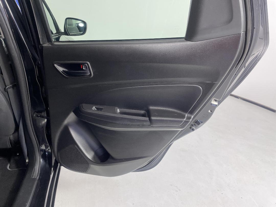 Photo '19' of Suzuki Swift Photo '19' of Suzuki Swift