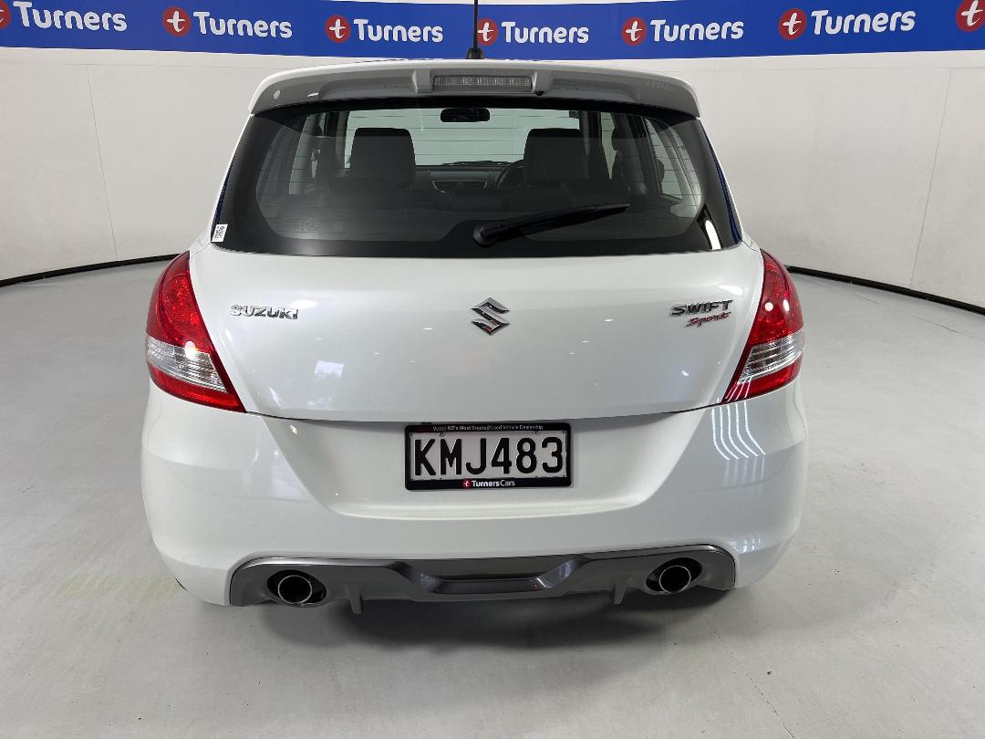 Photo '6' of Suzuki Swift