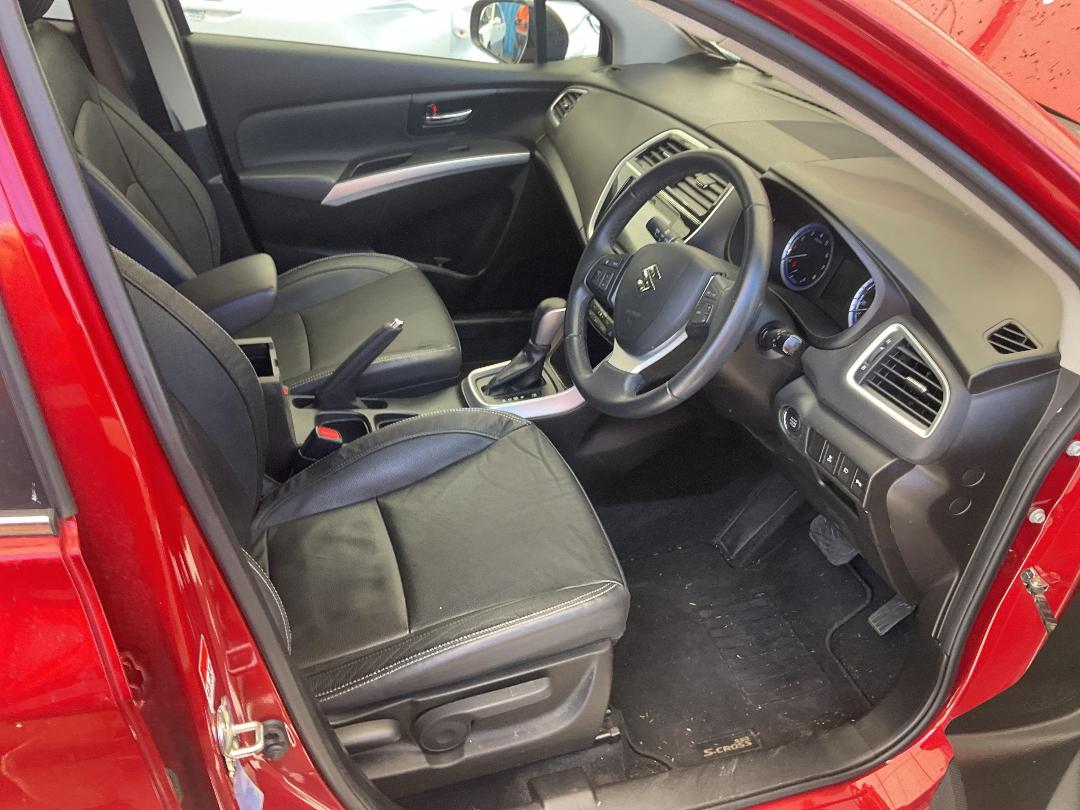 Photo '19' of Suzuki SX4 S-Cross Prestige