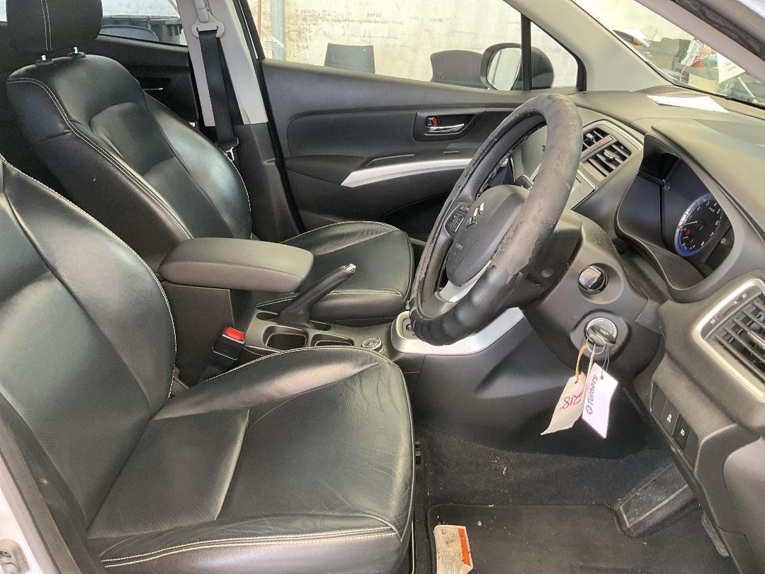 Photo '19' of Suzuki SX4 S-Cross Glxhc