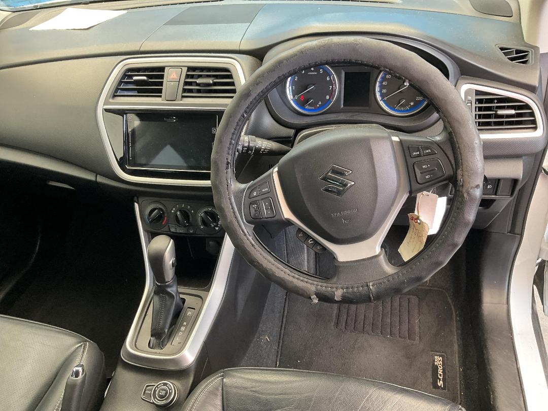 Photo '18' of Suzuki SX4 S-Cross Glxhc