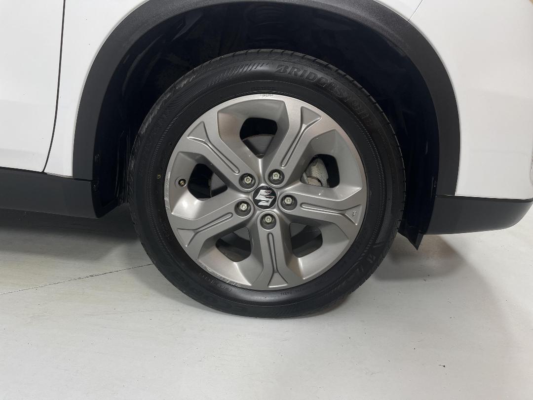 Photo '9' of Suzuki Vitara