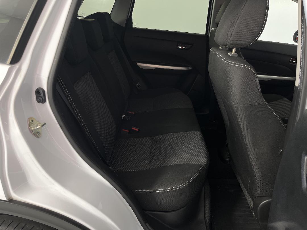 Photo '20' of Suzuki Vitara