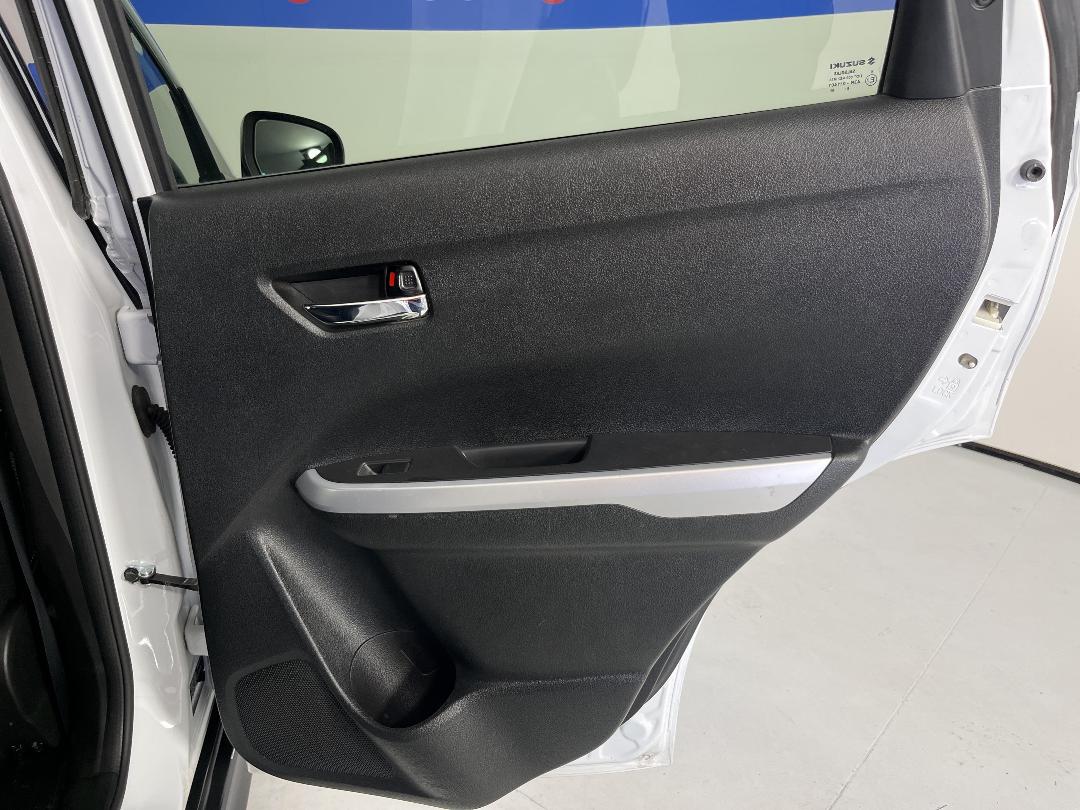 Photo '19' of Suzuki Vitara