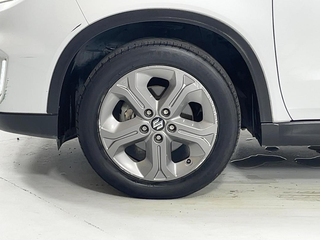 Photo '10' of Suzuki Vitara