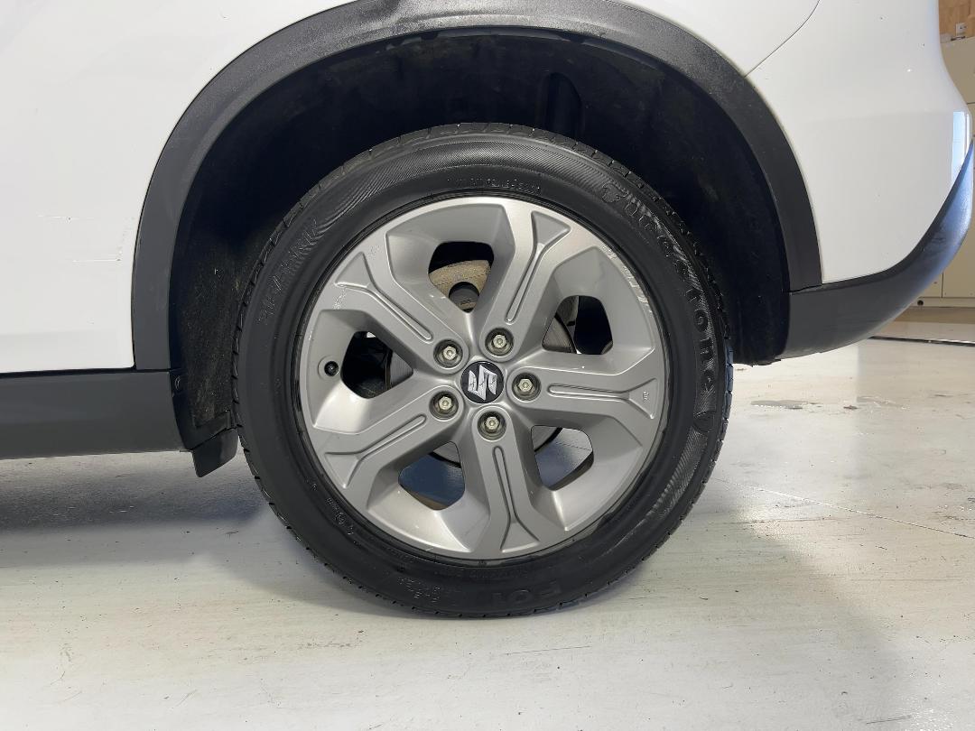 Photo '11' of Suzuki Vitara