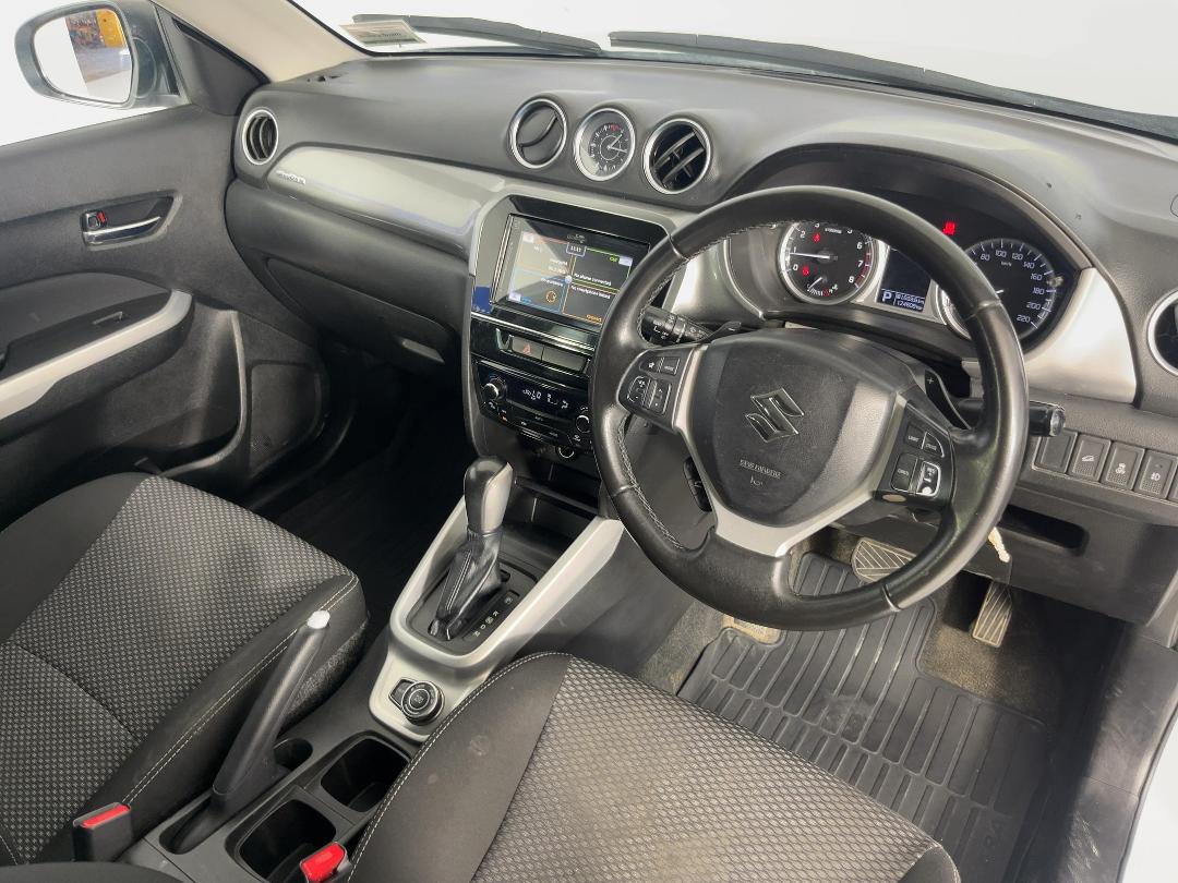 Photo '17' of Suzuki Vitara