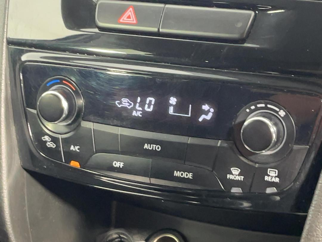 Photo '27' of Suzuki Vitara