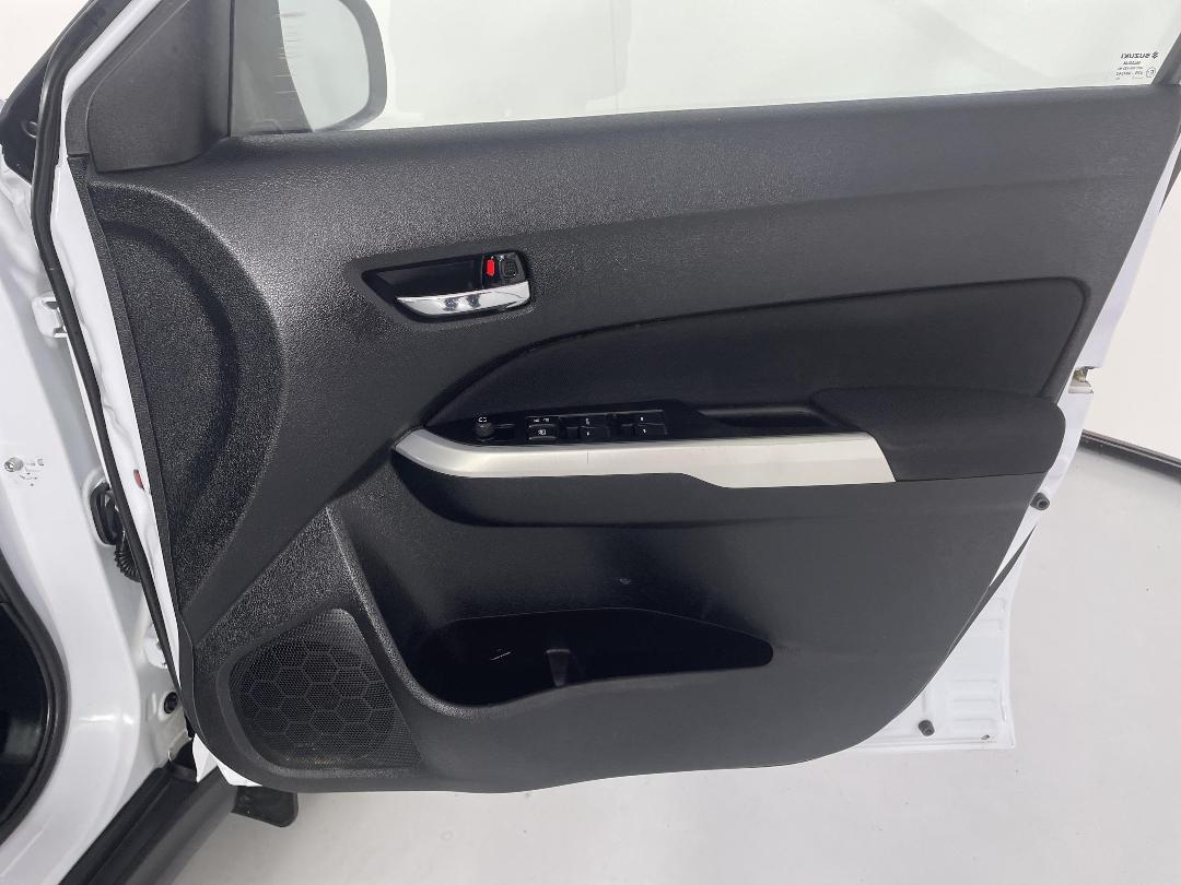 Photo '15' of Suzuki Vitara