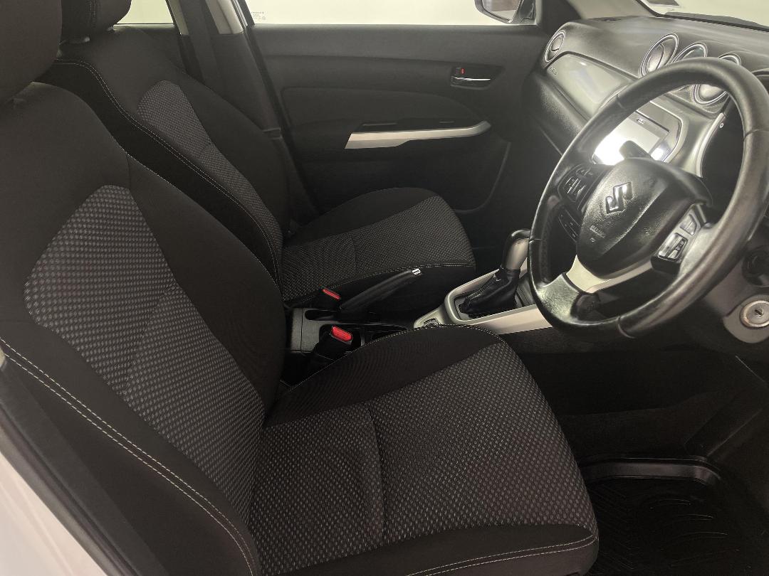 Photo '16' of Suzuki Vitara