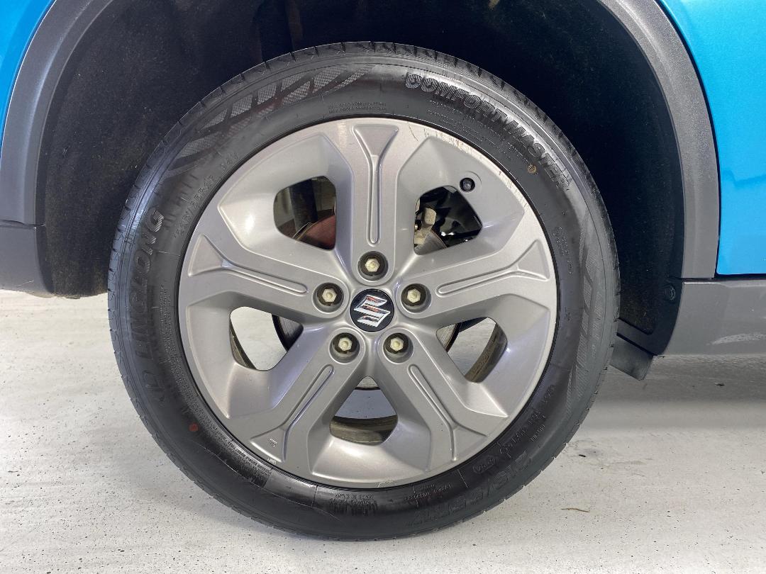 Photo '12' of Suzuki Vitara