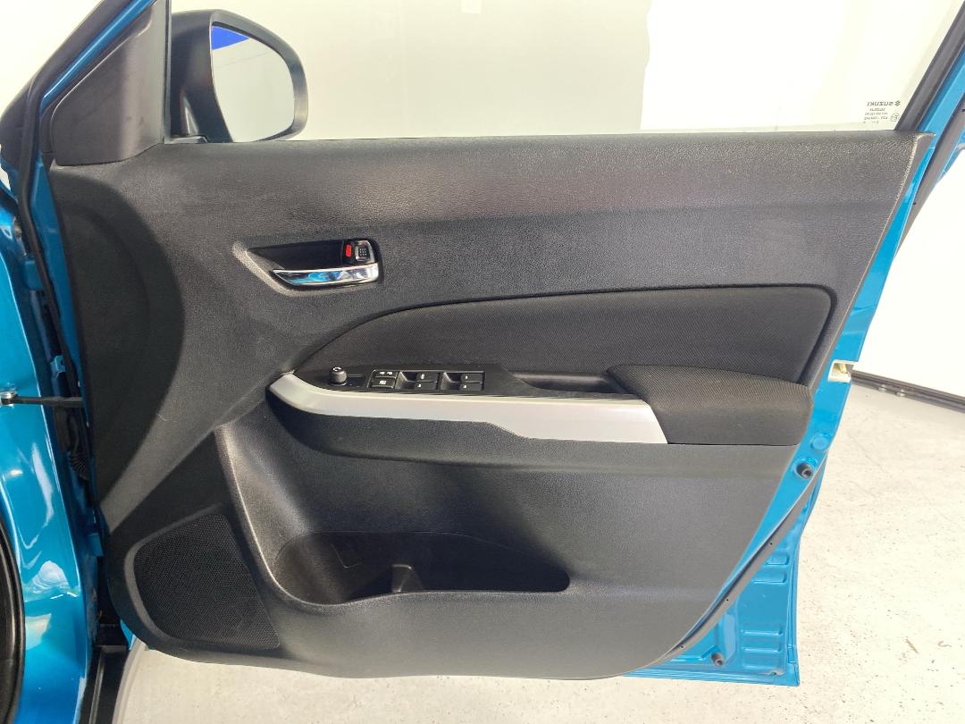 Photo '15' of Suzuki Vitara