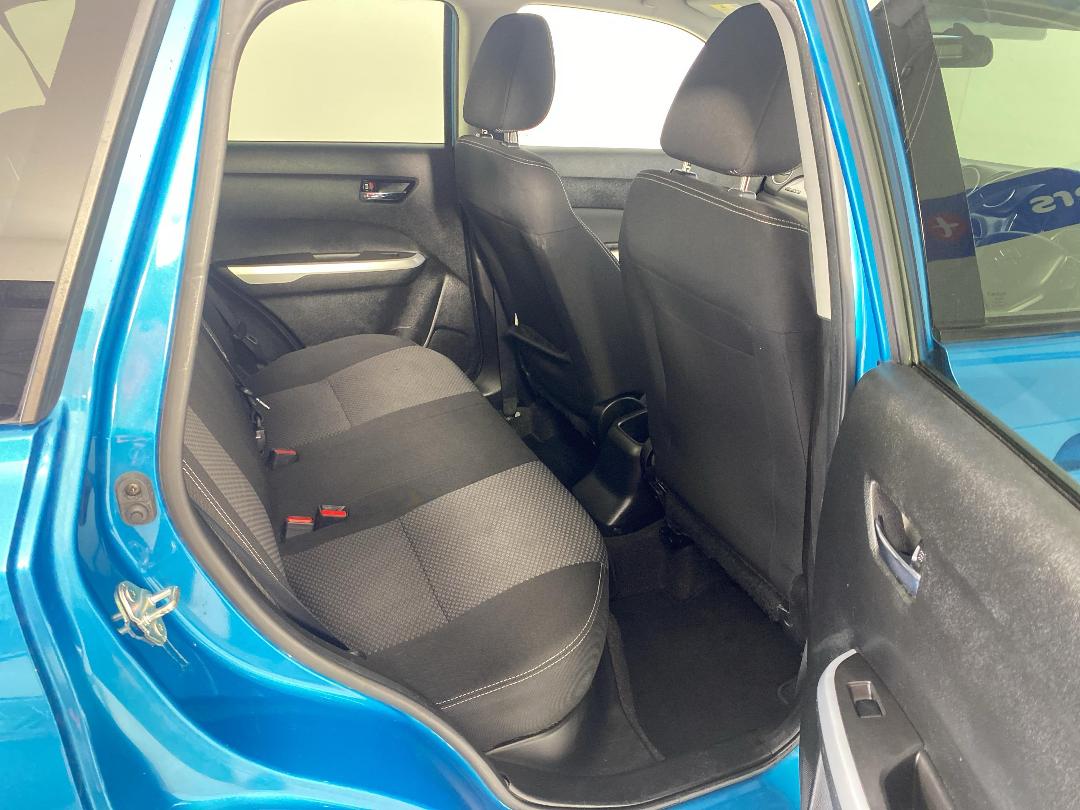 Photo '20' of Suzuki Vitara