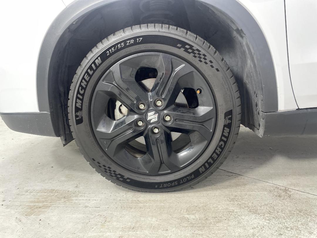 Photo '10' of Suzuki Vitara