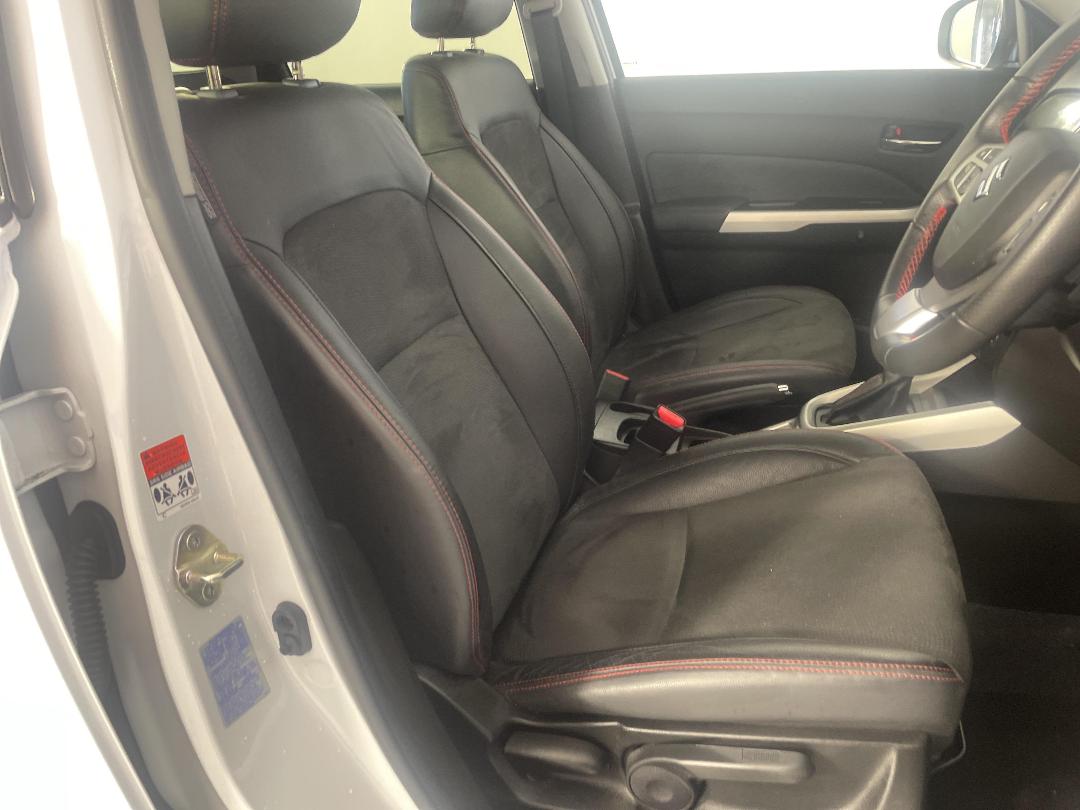 Photo '16' of Suzuki Vitara