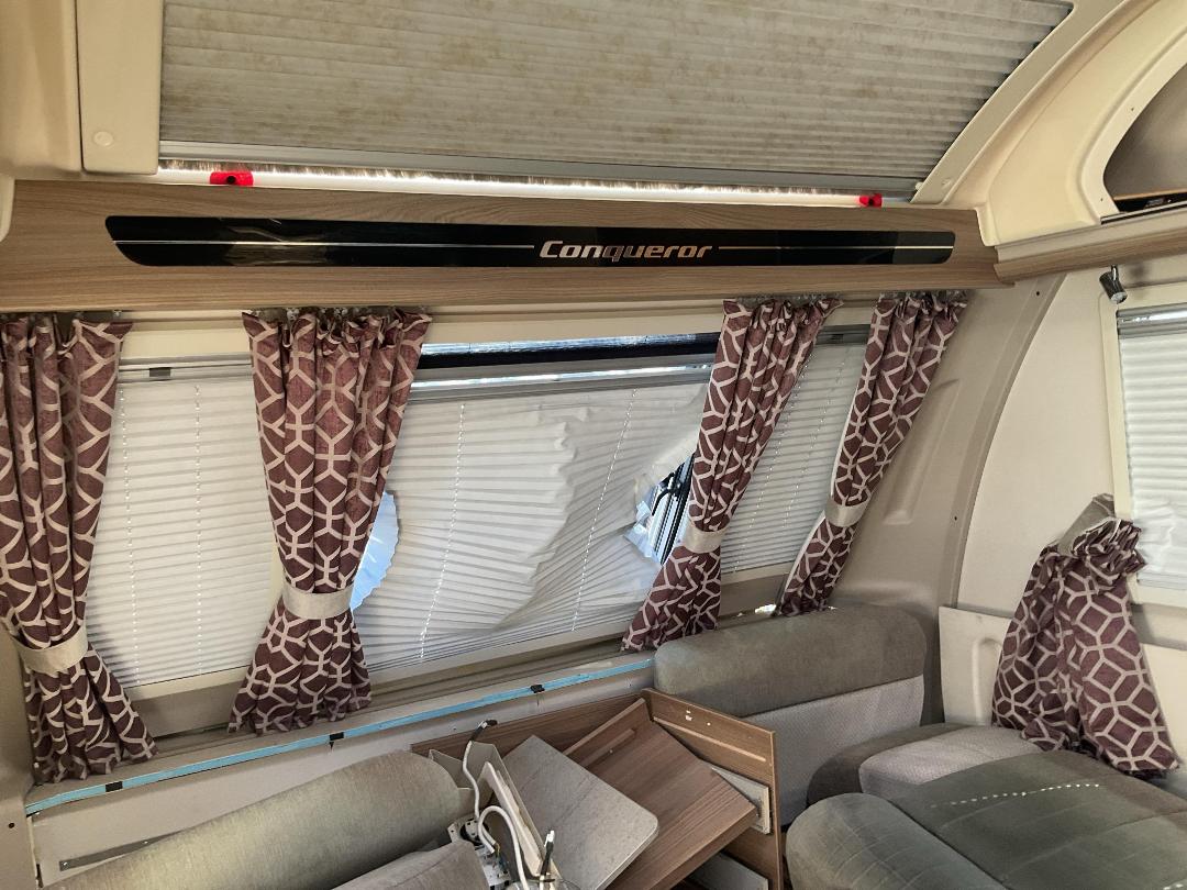 Photo '18' of Swift Conqueror 645 Caravan - Single