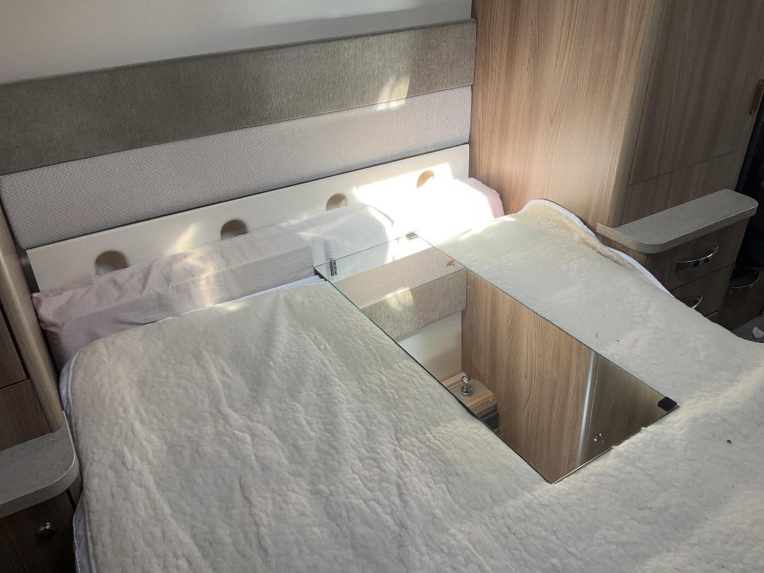 Photo '30' of Swift Conqueror 645 Caravan - Single