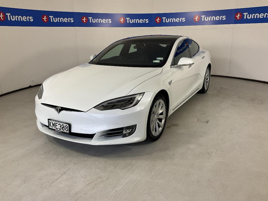 Photo '4' of Tesla Model S