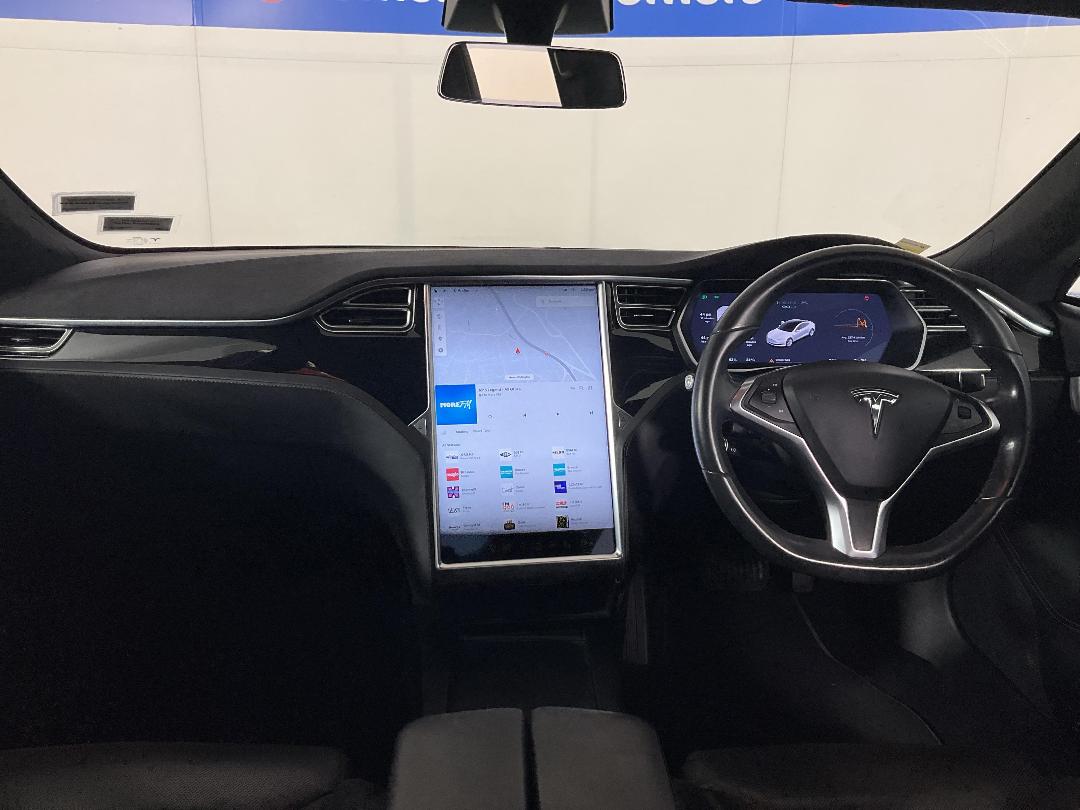 Photo '17' of Tesla Model S