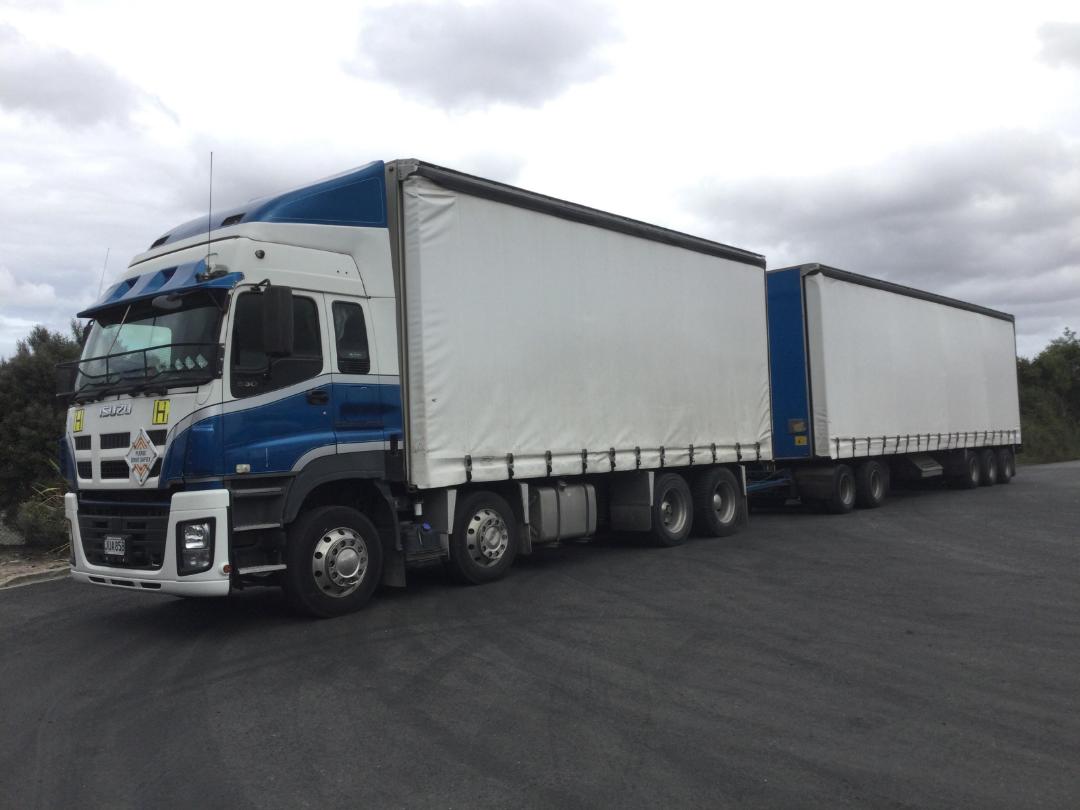 Photo '13' of TMC 5H 3903 Curtainsider Full Photo '13' of TMC 5H 3903 Curtainsider Full