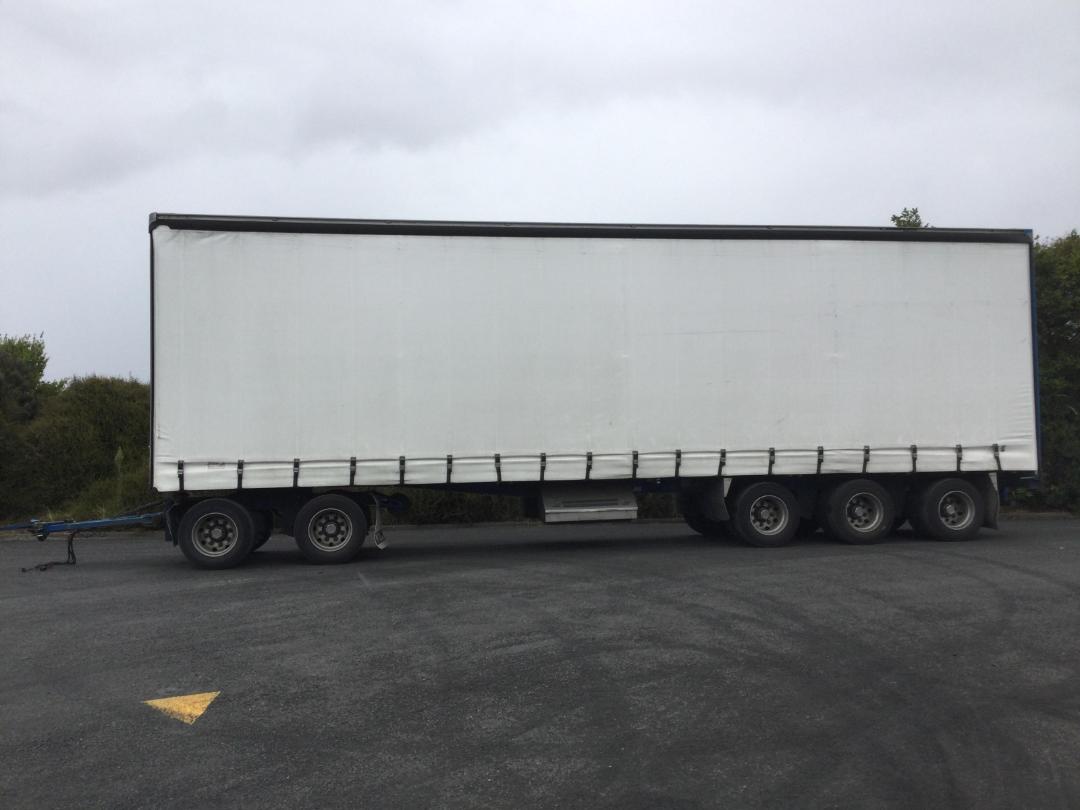 Photo '10' of TMC 5H 3903 Curtainsider Full Photo '10' of TMC 5H 3903 Curtainsider Full