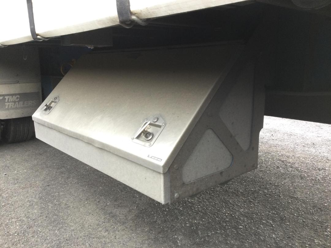 Photo '21' of TMC 5H 3903 Curtainsider Full Photo '21' of TMC 5H 3903 Curtainsider Full