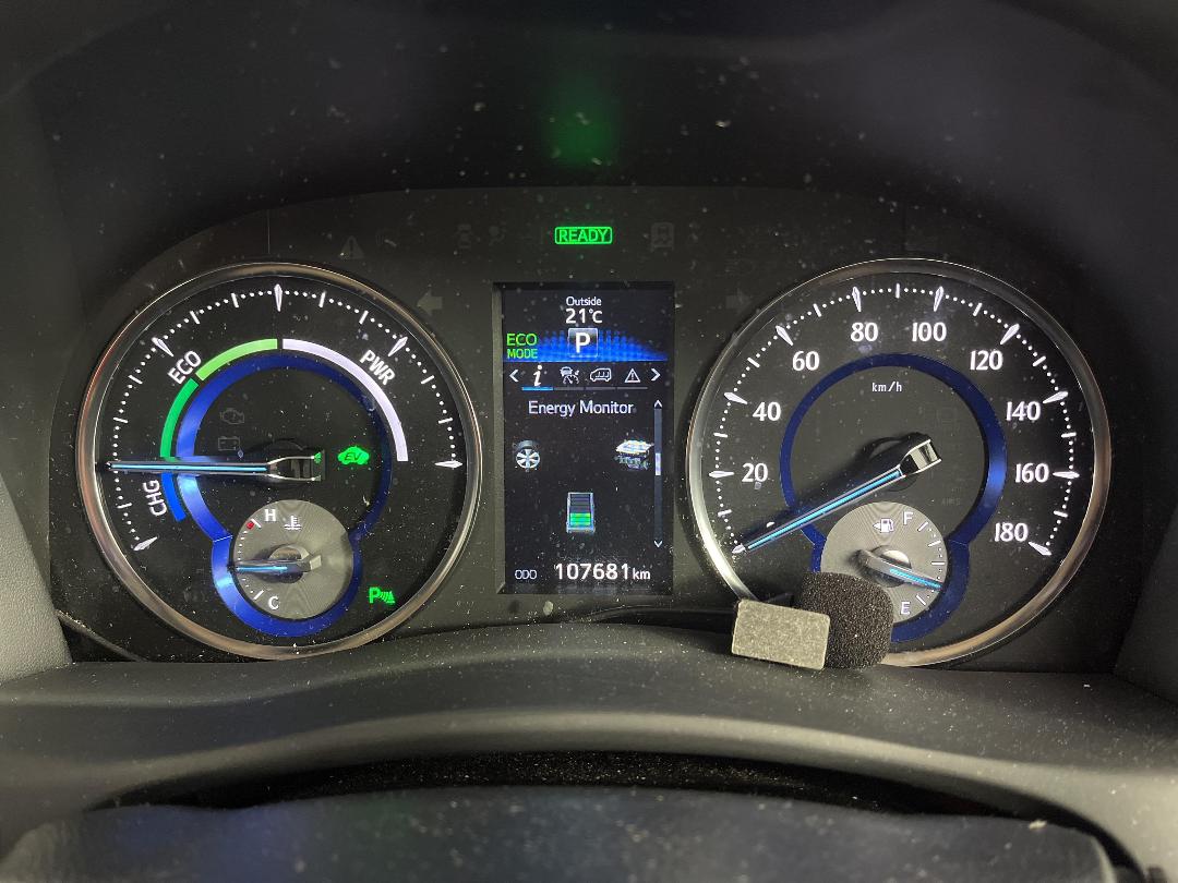 Photo '21' of Toyota Alphard Photo '21' of Toyota Alphard