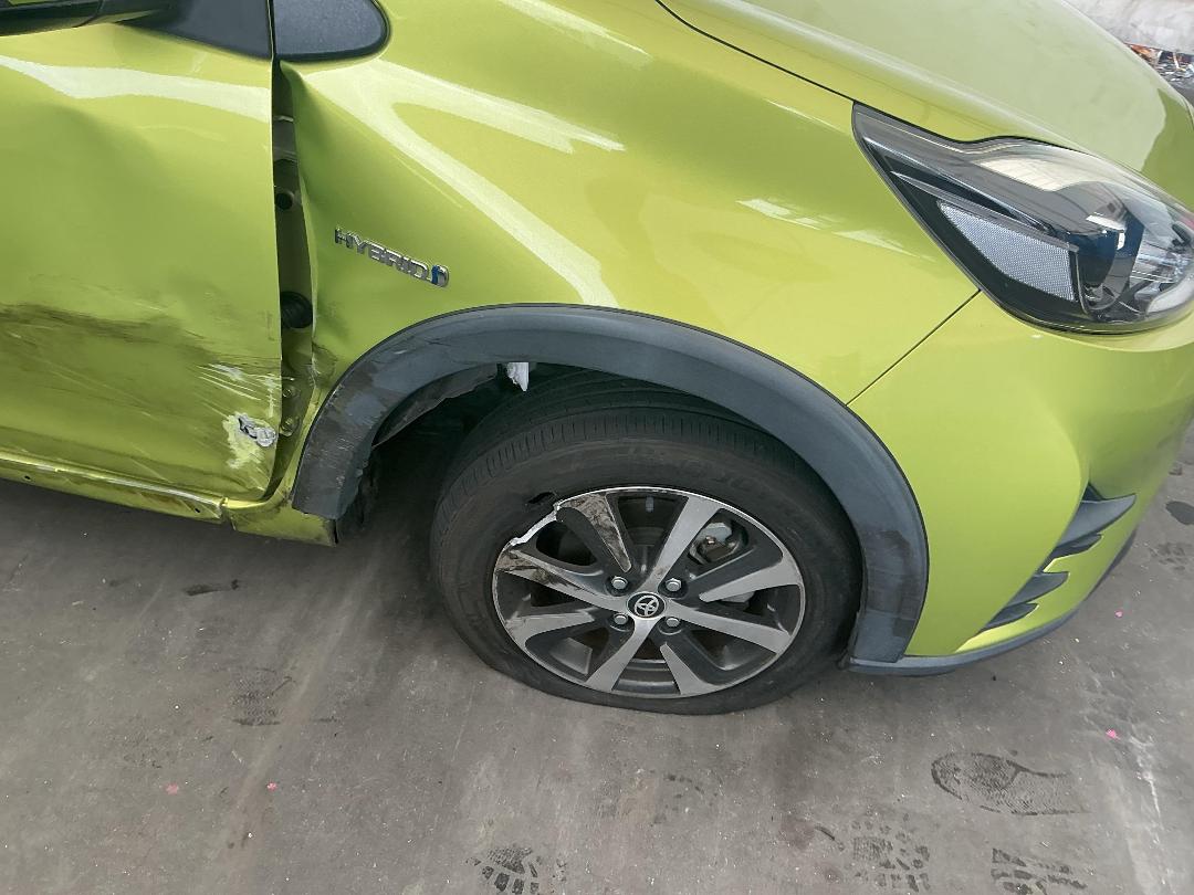 Photo '2' of Toyota Aqua Hybrid Photo '2' of Toyota Aqua Hybrid