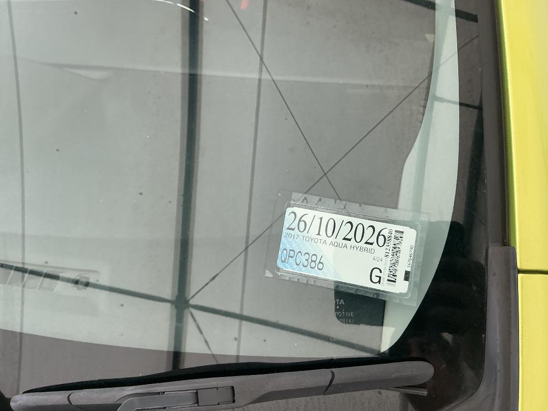 Photo '20' of Toyota Aqua Hybrid Photo '20' of Toyota Aqua Hybrid