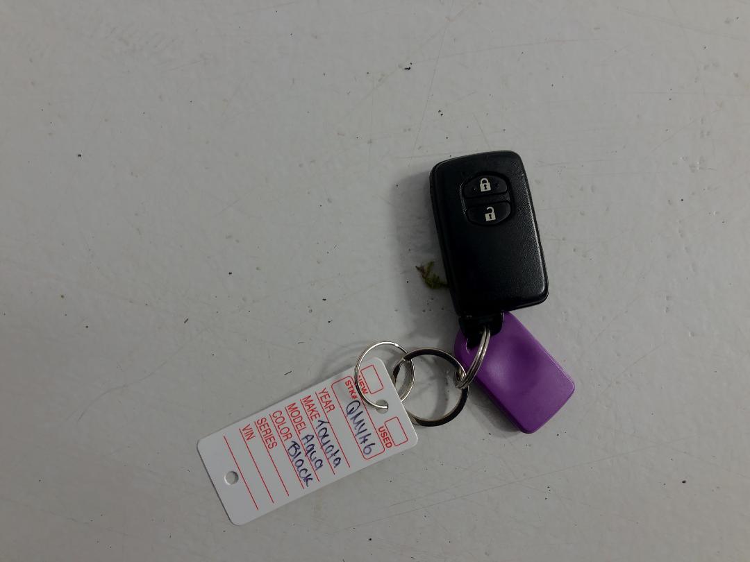 Photo '22' of Toyota Aqua