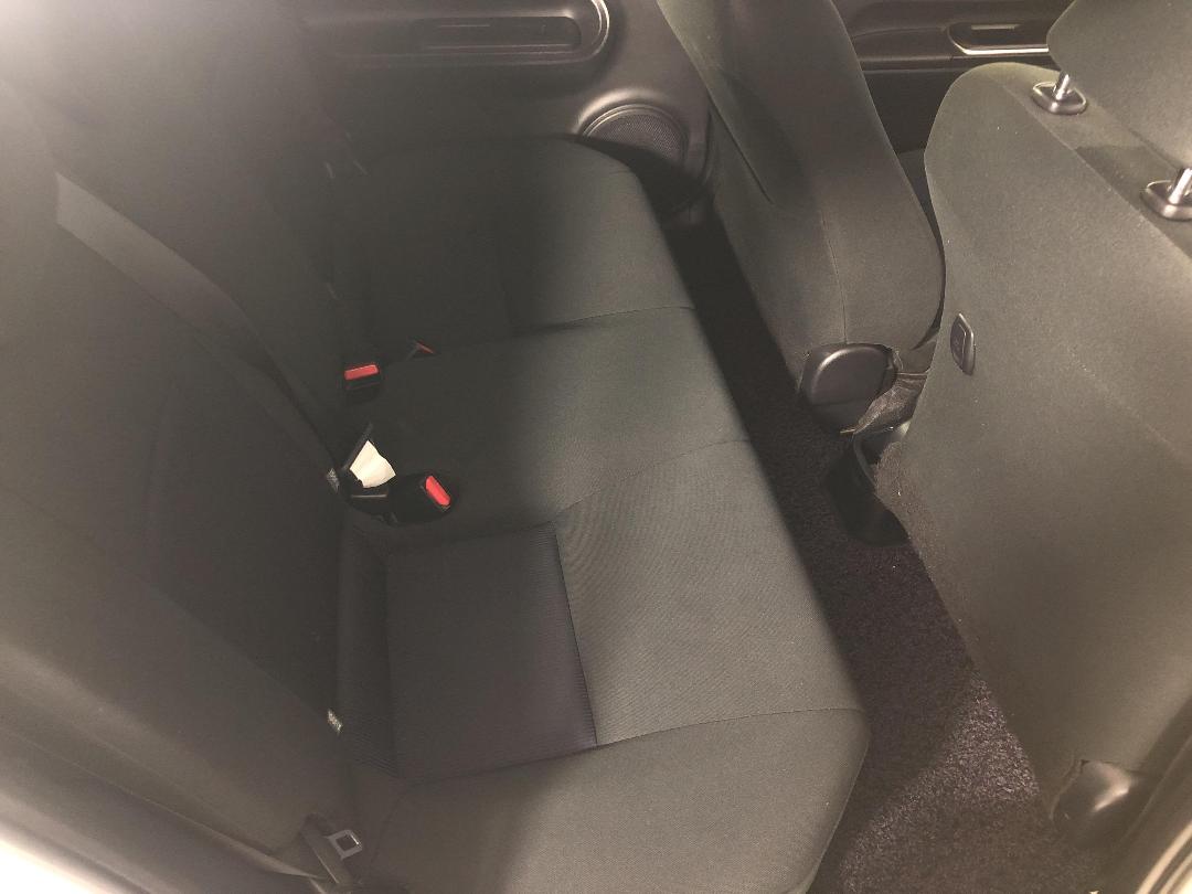 Photo '20' of Toyota Aqua