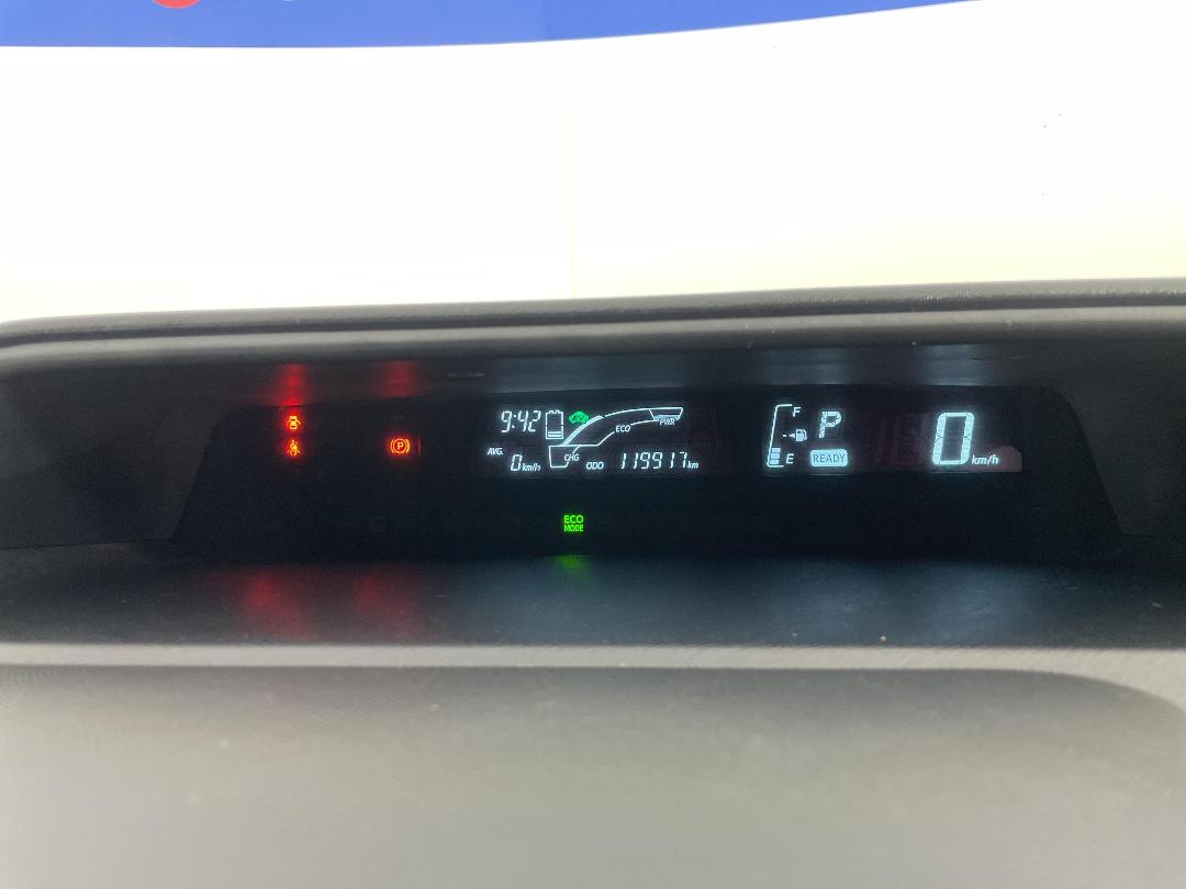 Photo '21' of Toyota Aqua