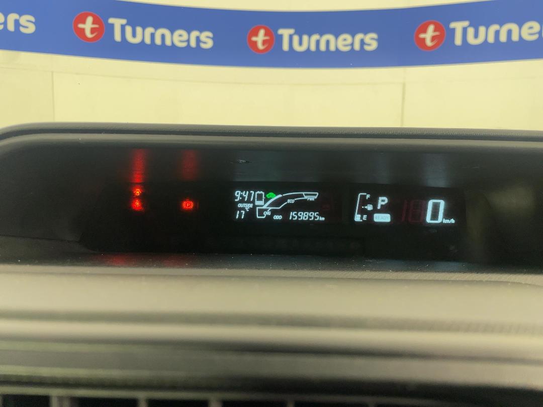 Photo '21' of Toyota Aqua