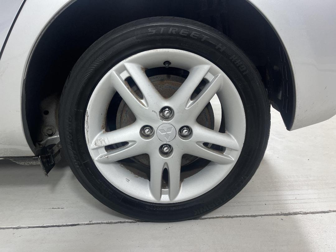 Photo '11' of Toyota Aqua Photo '11' of Toyota Aqua