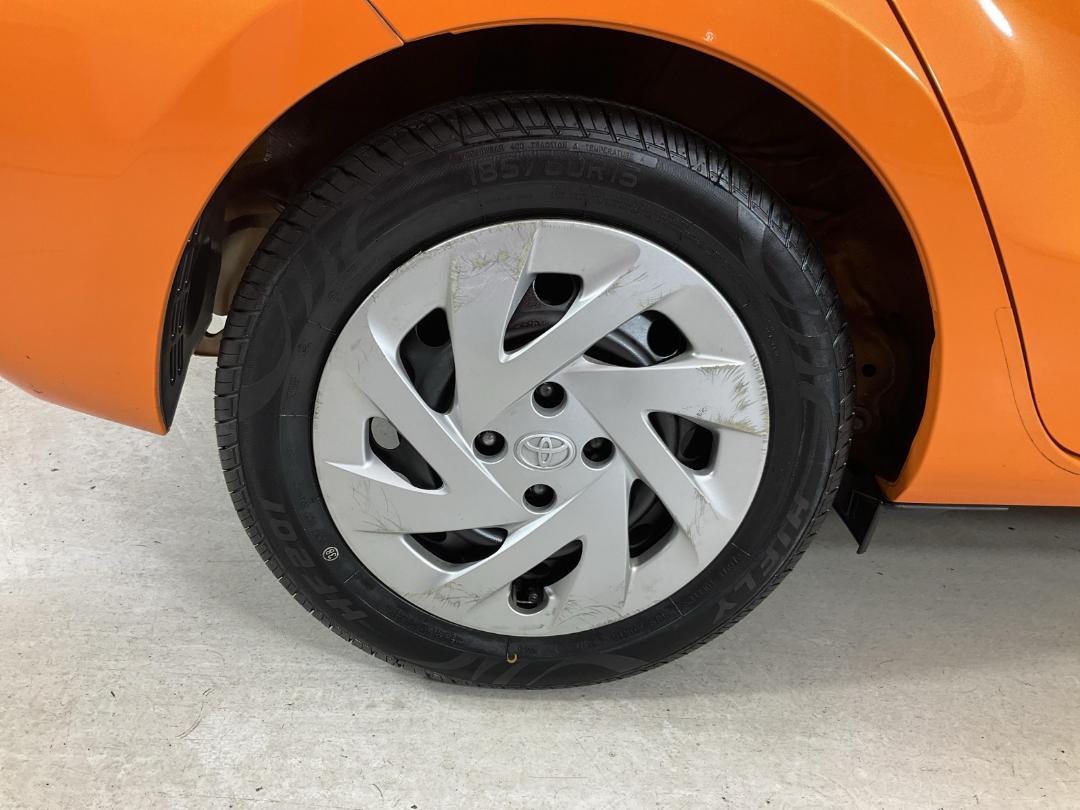 Photo '12' of Toyota Aqua Photo '12' of Toyota Aqua