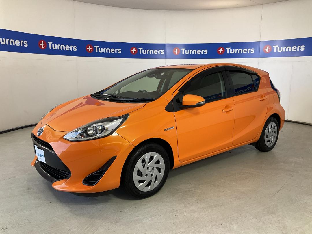 Photo '4' of Toyota Aqua Photo '4' of Toyota Aqua