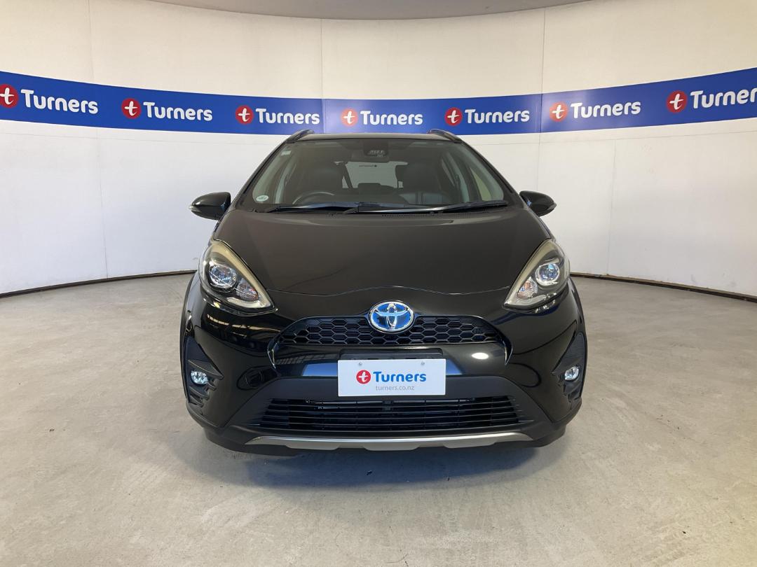 Photo '2' of Toyota Aqua Photo '2' of Toyota Aqua