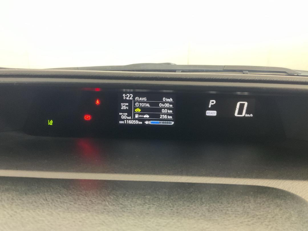 Photo '21' of Toyota Aqua Photo '21' of Toyota Aqua