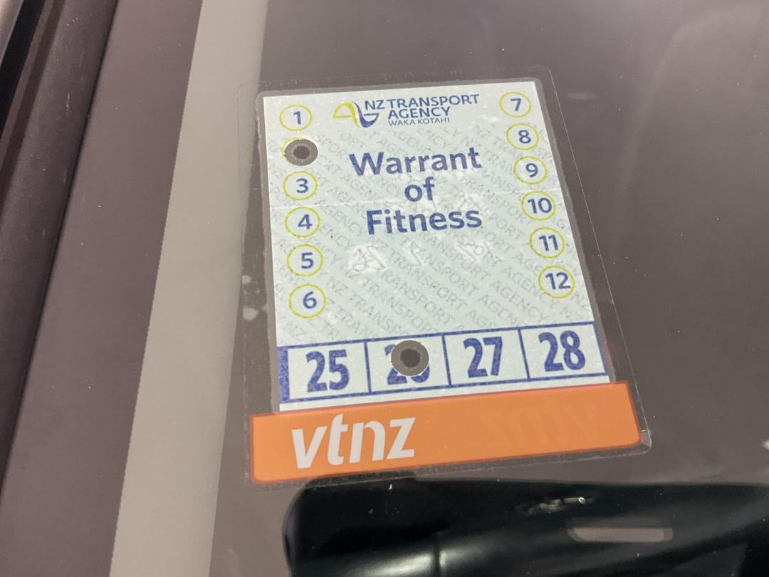 Photo '23' of Toyota Aqua Photo '23' of Toyota Aqua