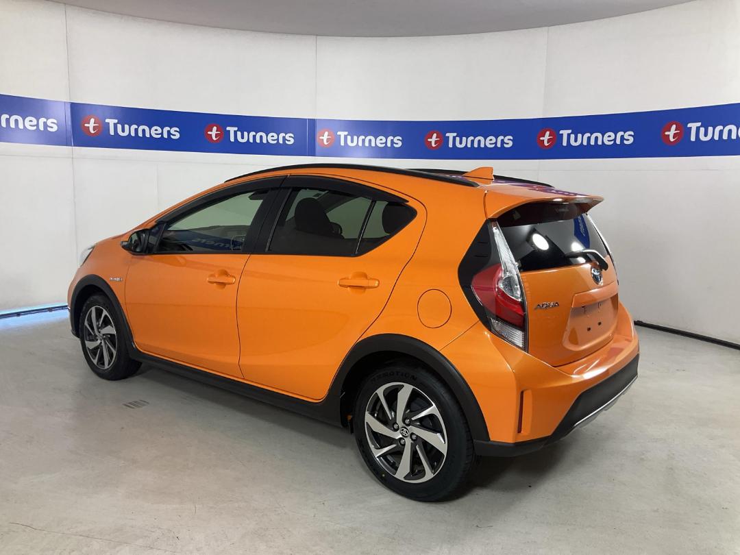 Photo '5' of Toyota Aqua Photo '5' of Toyota Aqua